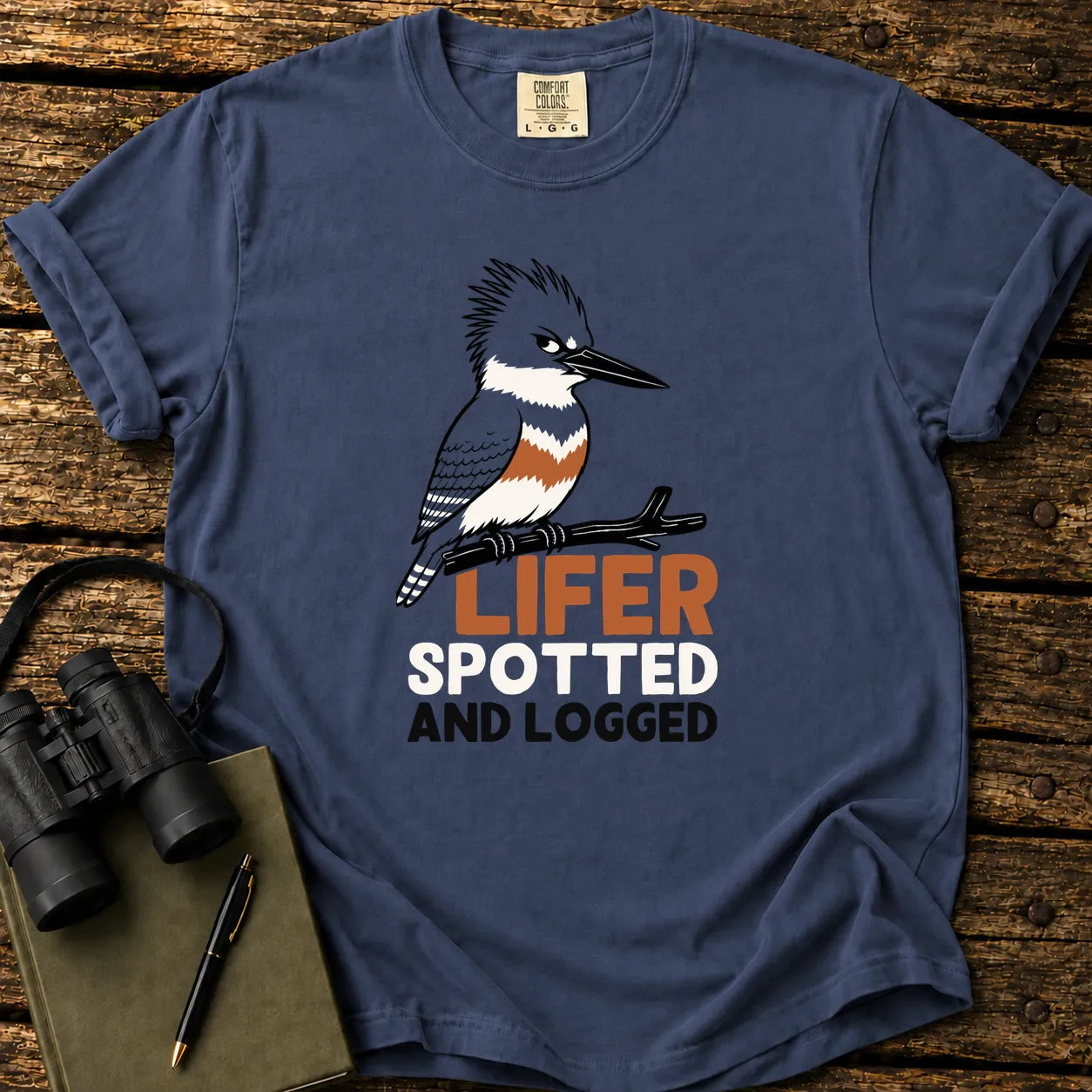 Illustrated Belted Kingfisher design on a retro-style birdwatching t-shirt